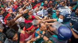 बांग्लादेश के बवाल का भारत की अर्थव्यवस्था पर भी दिखेगा असर, कपड़े समेत ये सामान हो सकते हैं महंगे