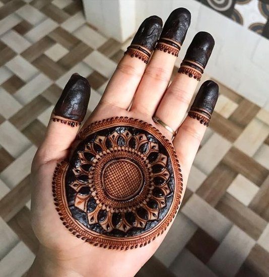 Easy Mehndi Design 2024