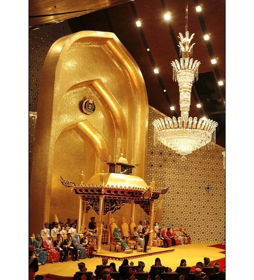 gold palace brunei sultan