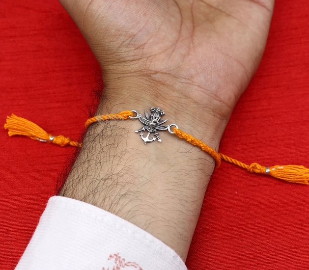 Broken Rakhi