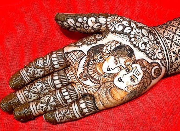 Mehndi Art for Teej Festival