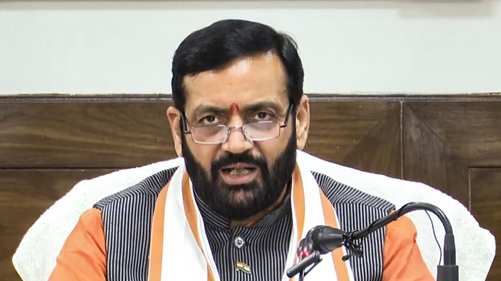Haryana government, 21 IAS Transfered, 65 HPS Transfered