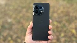 OnePlus 11 स्मार्टफोन पर पहली बार तगड़ा डिस्काउंट, इसमें है 16GB रैम और 256GB स्टोरेज, चेक करें रेट