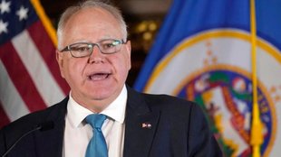 kamala harris picks tim walz, kamala harris running mate