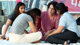 Vinesh Phogat, Priyanka Gandhi Vadra, WFI chief Brij Bhushan Sharan Singh, Sakshi Malik, Wretling Protest