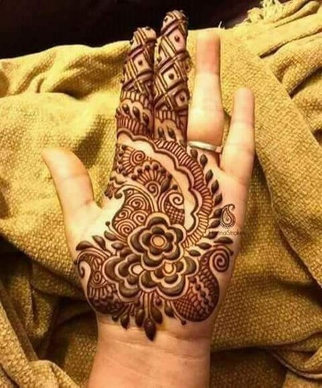 Arabic Style Mehndi for Festivals