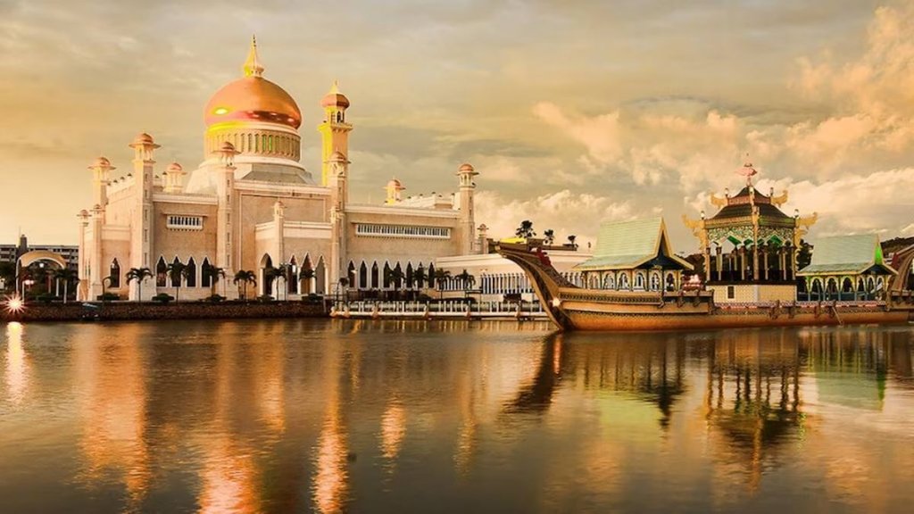 World's largest palace, Pm modi, Sultan of Brunei, Brunei King