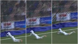 Duleep Trophy: ऋतिक शौकीन की गेंद पर मानव सुतार ने अक्षर पटेल का बाउंड्री लाइन पर पकड़ा शानदार कैच; देखें Video