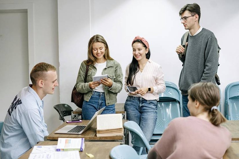 Top 10 Countries free Education