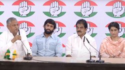 विनेश फोगाट-बरजंग पूनिया कांग्रेस में हुए शामिल, खड़गे से की थी मुलाकात