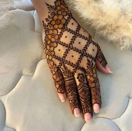 Creative Mehndi Design