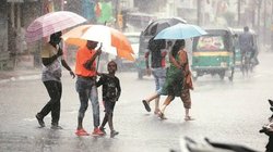 UP Weather: IMD ने यूपी में मानसून को लेकर जारी किया अलर्ट, अगले दो दिनों तक तूफानी हवाओं से बढे़गी मुसीबत
