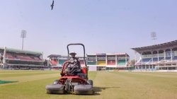 क्रिकेट और कानपुर: देश का पहला चाइनामैन गेंदबाज, इस बॉलर की गेंद पर छूटा गावस्कर का बैट, नो दुर्रानी नो टेस्ट के नारे