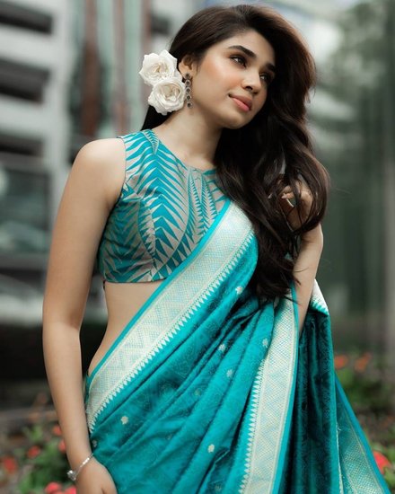 Krithi Shetty indian look