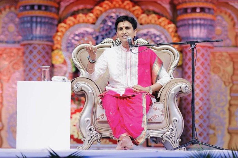 How Much Kumar Vishwas Charge
