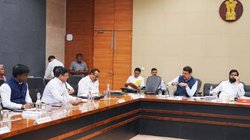 महाराष्ट्र सरकार ने दी अडानी टावर चिप के प्लांट को मंजूरी, केंद की हरी झंडी का इंतजार
