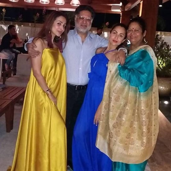 How did Malaika Arora's father die