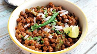 Bihari style chane ki ghugni recipe in hindi
