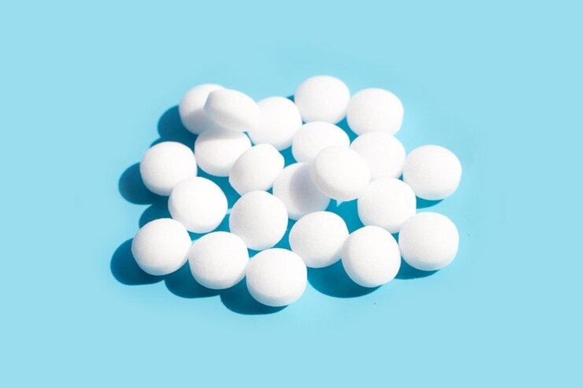 Naphthalene