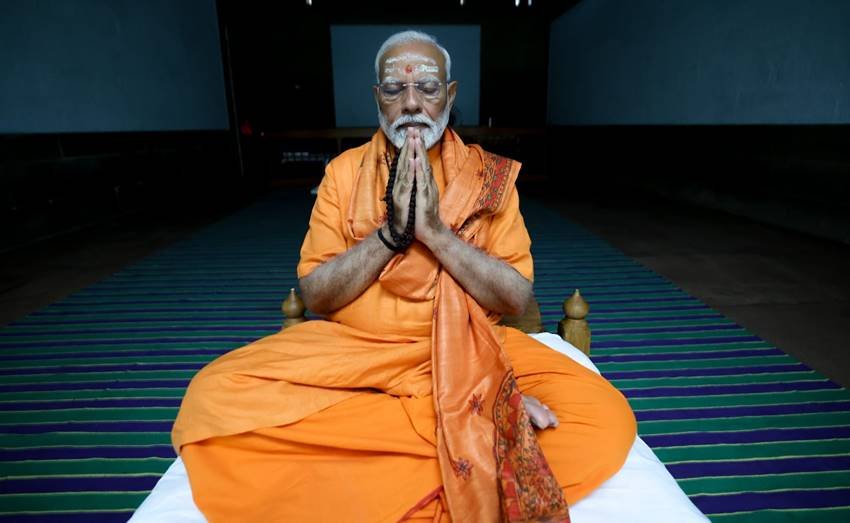  Narendra Modi Dinner Time
