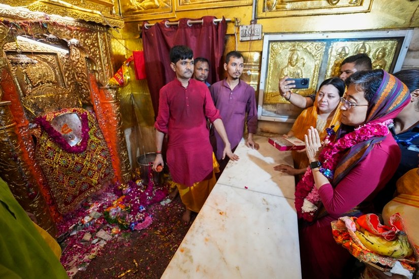 Barack Obama Hanuman temple visit