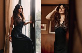 With whom did Priyanka Chopra go for Dinner