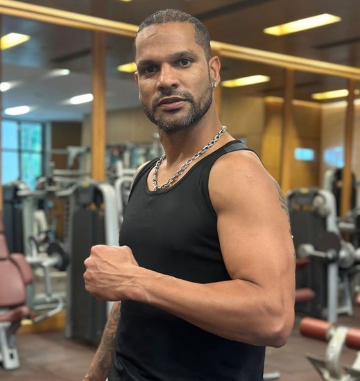 गुजरात ग्रेट्स की कप्तानी शिखर धवन के हाथों में होगी। शिखर धवन ने 68 टी20 मैच खेले हैं जिसमें उनके नाम 1759 रन हैं। इसमें उनका सर्वोच्च स्कोर 92 है। (फोटो साभार- Shikhar Dhawan Instagram)