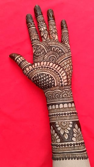 Simple Mehndi Patterns for Beginners