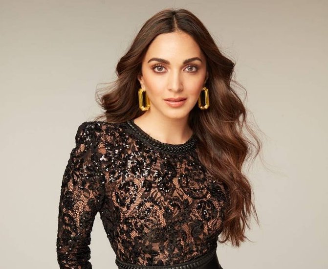bollywood star who were teacher in real life
