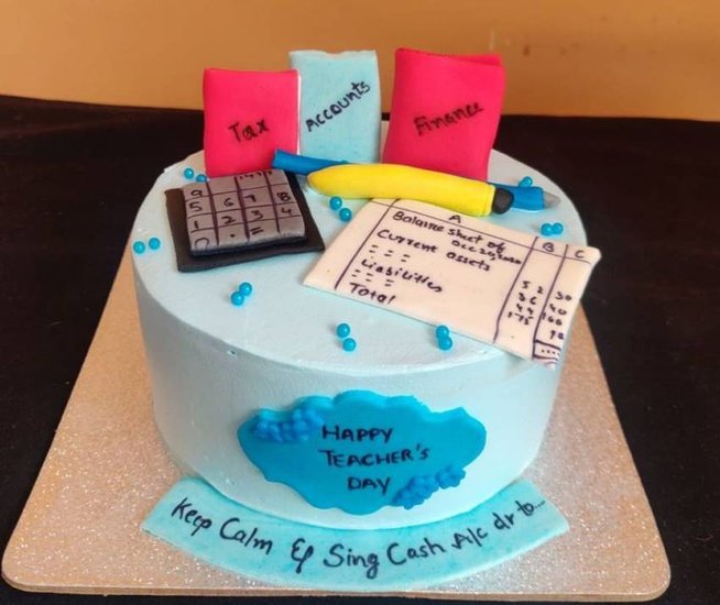 Teacher's Day Cake design