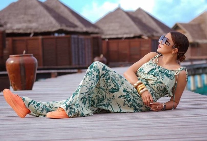 Tina Datta vacation Outfit