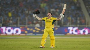 Travis Head, Eng vs Aus, Aus vs Eng