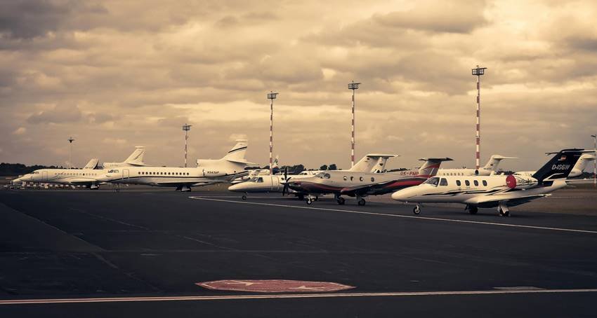 numbers of airport in the world