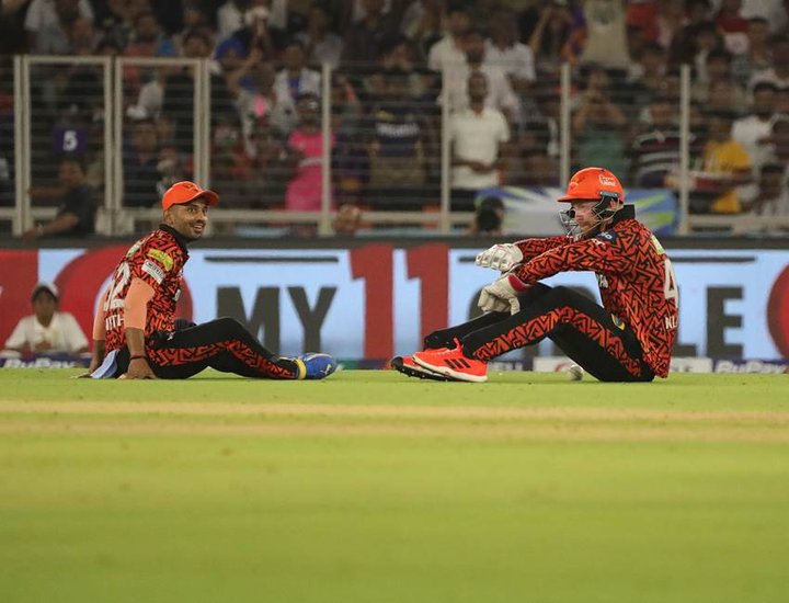 Where is the world largest cricket stadium