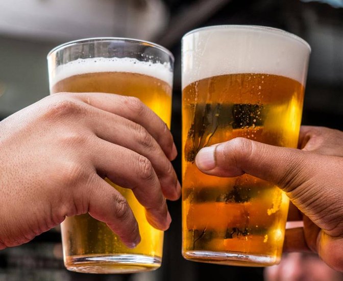 Which 10 countries people drink the most alcohol? 