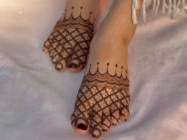 Latest Easy Mehndi Designs Pattern