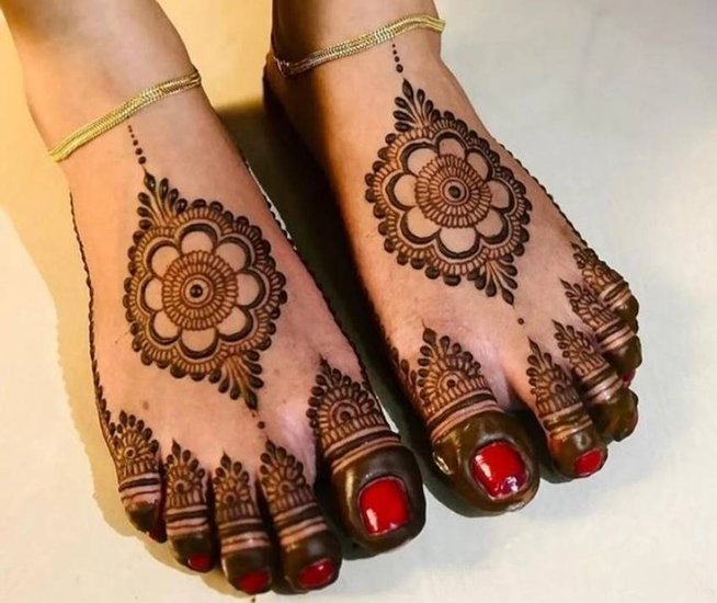 Hartalika Teej Legs Mehndi