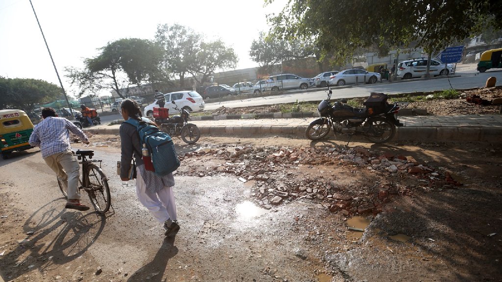 Delhi road, report