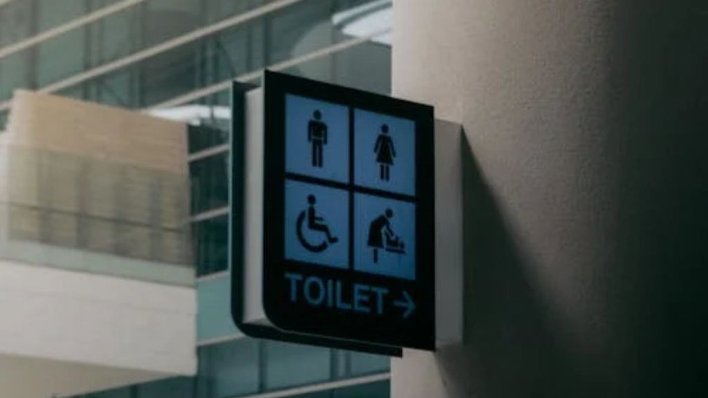 toilet| bengaluru| viral news toilet| bengaluru| viral news