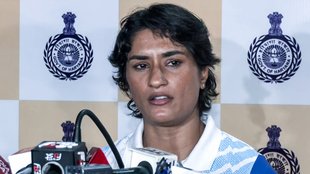 Vinesh Phogat speaks to the media, Vinesh Phogat On Roshni Jaiswal, Vinesh Phogat On Brijbhushan Sharan Singh