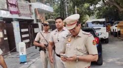 बबीहा गैंग के शूटर्स ने दिल्ली के इस बिजनेसमैन के घर पर की ताबड़तोड़ फायरिंग, छोड़ी पर्ची, पुलिस ने किया गिरफ्तार