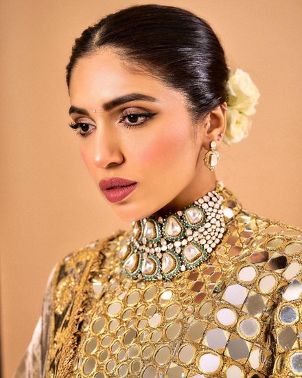 Bhumi Pednekar festive look