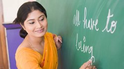 दिल्ली में आने वाली है पीजीटी शिक्षकों की भर्ती, जानें कब जारी होगा नोटिफिकेशन और अन्य जानकारी