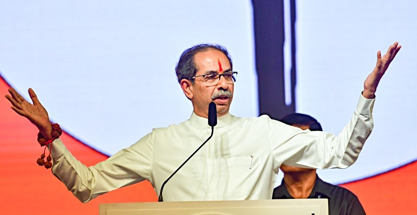 Uddhav Thackeray addresses the party