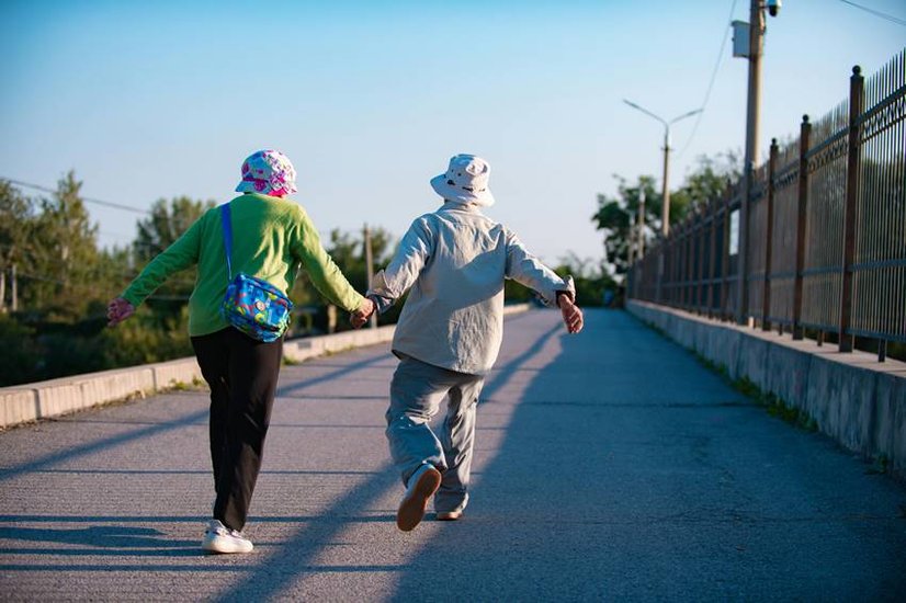 How much should diabetic patients walk?