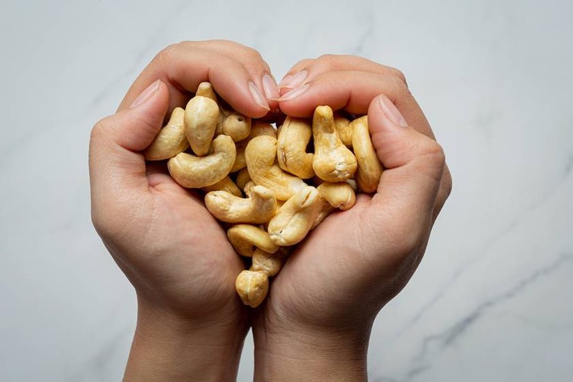 adulterated cashew nuts