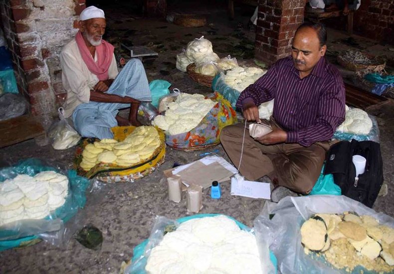 adulterated khoya identify