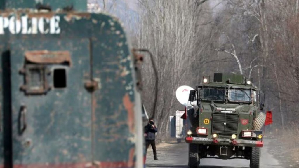 Jammu and Kashmir | Terrorists Attack | terrorists attack indian Army vehicle