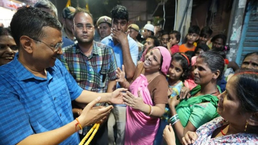 MCD Employees Diwali Bonus: सीएम केजरीवाल का बड़ा ऐलान (सोर्स-X)