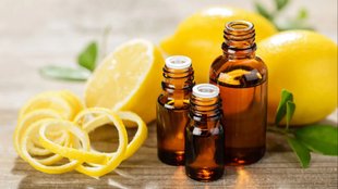 How to make lemon oil for skin lightening at home
